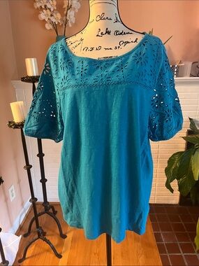 Talbots Teal Eyelet Scoop Neck Tee Shirt